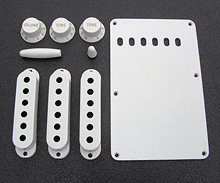 099-1362-000 0991362000 White Fender Stratocaster Accessory Kit